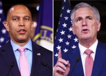 Speaker McCarthy met with Hakeem Jeffries and vowed to play nice after Pelosi called him a ‘moron’