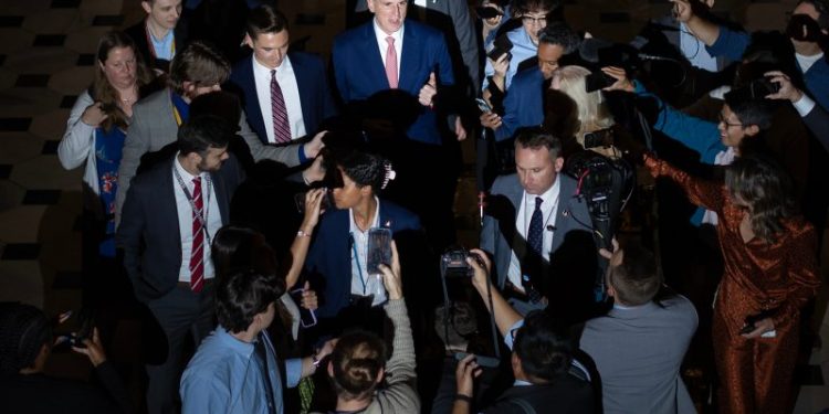 Hard-liners plot to replace McCarthy with a deputy as shutdown looms