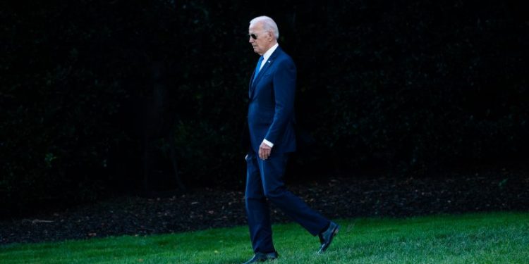 Anxiety ripples through the Democratic Party over Biden