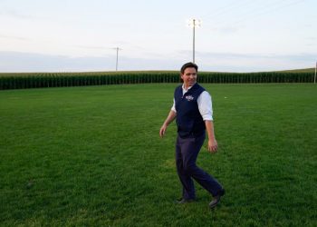 DeSantis is in growing trouble. He’s betting big on Iowa to rescue him.