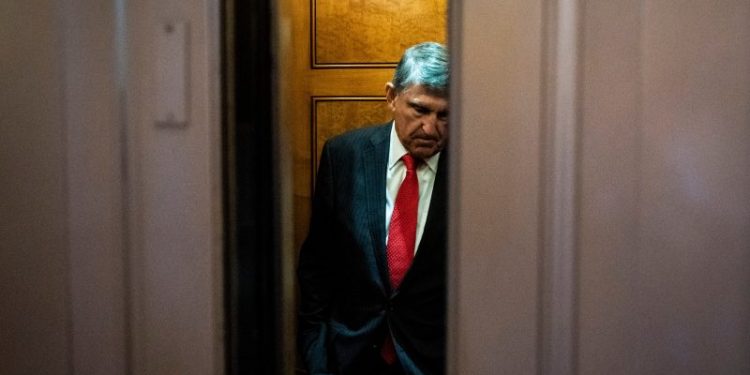 Manchin weighs running for Senate or president as an independent