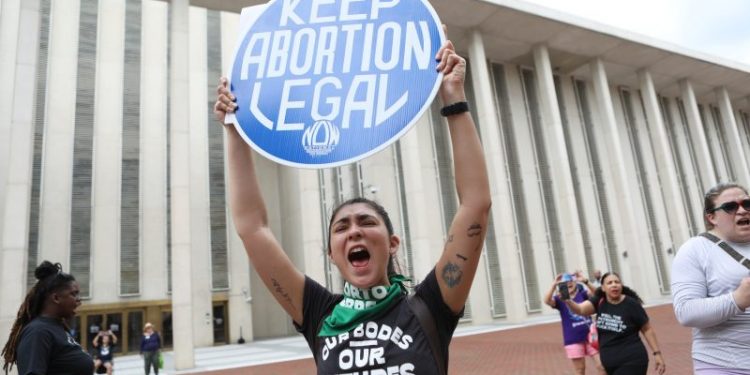Florida Supreme Court set to weigh fate of strict abortion law