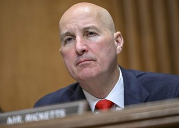 GOP senator demands federal standard for AI content identification