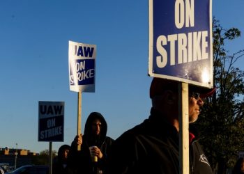 UAW strike expands again as union says it shut down Ram truck plant