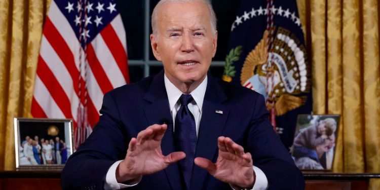 White House unveils AI executive order, requiring companies to share national security risks with feds