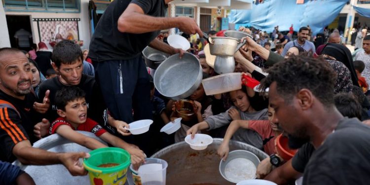 Obama urges Israel to minimize civilian casualties in war with Hamas