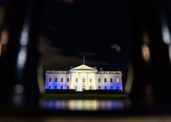 Biden sends a pointed message with his impassioned embrace of Israel