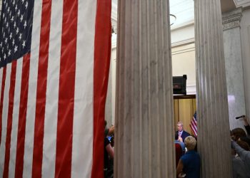 At GOP dinner in rural Wisconsin, mixed reactions to McCarthy’s ouster