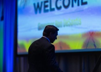 Ron DeSantis is still running for president