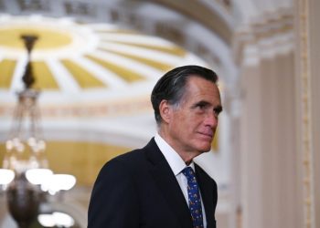 Mitt Romney and Paul Ryan host 2024 candidates at influential donor summit