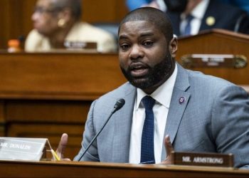 Byron Donalds responds to AOC’s ‘experience’ jab: ‘She doesn’t know what she’s talking about’