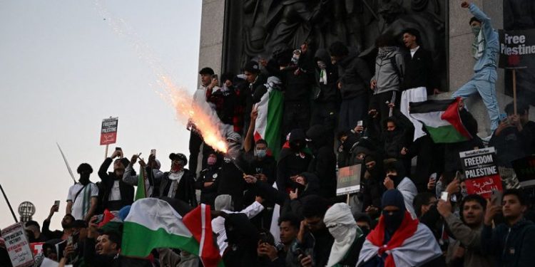 Scotland offers to become 1st UK country to accept Gazan refugees, faces online backlash amid Israel-Hamas war