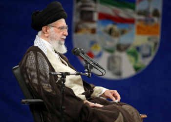 Iran calls on Arab nations to impose oil embargo on Israel, expel ambassadors