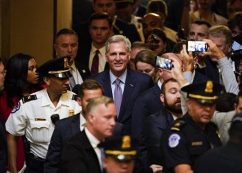 Moderates could unite amid House speaker chaos. Why don’t they?