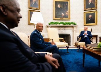 White House seeks a path forward on Ukraine amid House turmoil