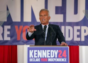 Republicans turn on Robert F. Kennedy Jr. as he launches independent bid