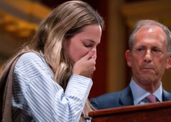 She escaped the Hamas festival attack, then told a D.C. synagogue her story