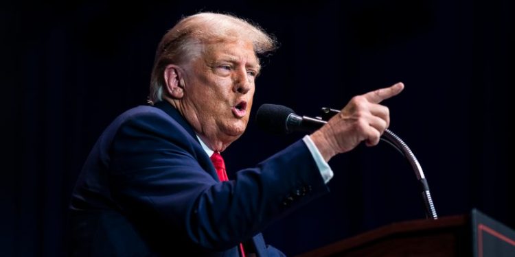 Police officers recall Jan. 6 at Colorado hearing to kick Trump off ballot