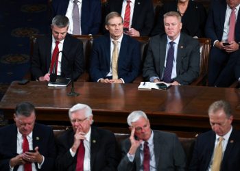 How conservative media figures helped to fuel the GOP speaker chaos