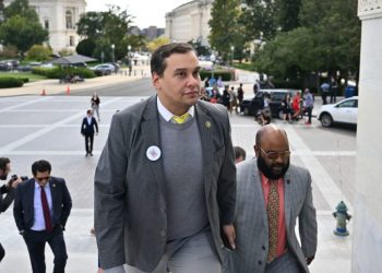 6 GOP lawmakers want to expel scandal-plagued Rep. George Santos