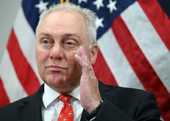 House speaker ‘chaos’ could benefit Dems as race stretches into new week