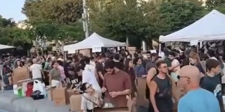 Tel Aviv resident on Israelis uniting amid Hamas attacks: ‘We just need to survive and to protect our country’