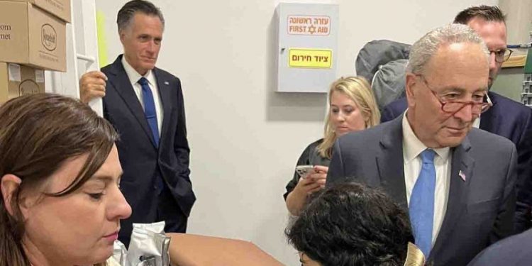 Schumer, Romney shelter from Hamas rocket fire in Tel Aviv as US delegation meets with Israeli leaders