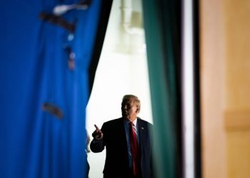 Gag order against Trump in Jan. 6 case put on hold by appellate court