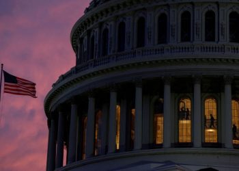 A rare bipartisanship flickers into existence in the House