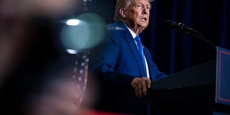 Trump’s rivals seize on opportunities to challenge his acuity