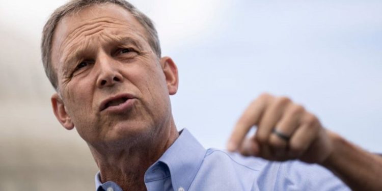 Freedom Caucus chair says Speaker Johnson must ‘reassert authority’ amid GOP infighting over spending plan