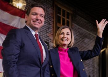 Anti-Trump forces splinter on alternative candidate as DeSantis, Haley fight on