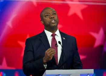 Tim Scott suspends struggling presidential primary bid