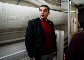 After release of ethics report, Santos says he won’t seek reelection