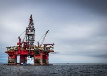 Oil and Natural Gas: Oil is recovering above $76.00