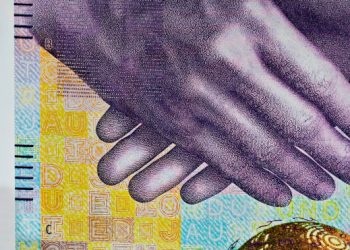 Swiss bank will pay $122.9 million after helping U.S. citizens hide billions in assets