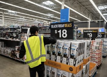 Walmart shifts to India from China for cheaper imports