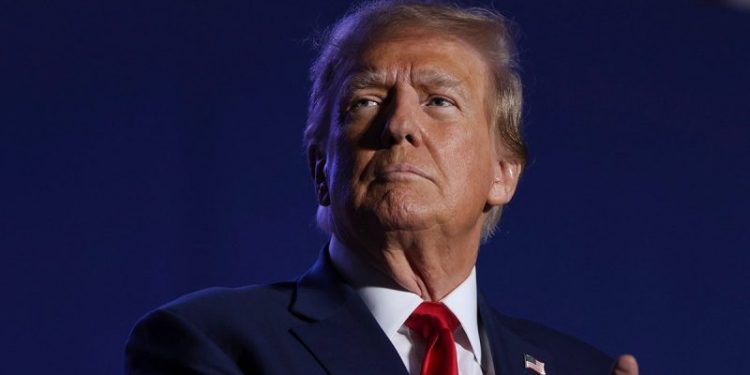 Supreme Court declines to issue expedited ruling on Trump immunity case