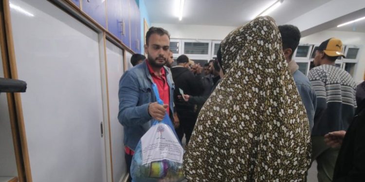 Young generation of anti-Hamas activists in Gaza step up to serve but are snubbed by UN, aid groups