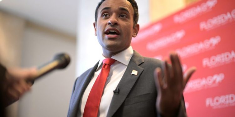 Man charged with threatening to kill GOP candidate Vivek Ramaswamy