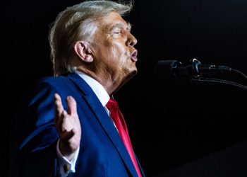 Trump gag order reinstated but narrowed in Jan. 6 case