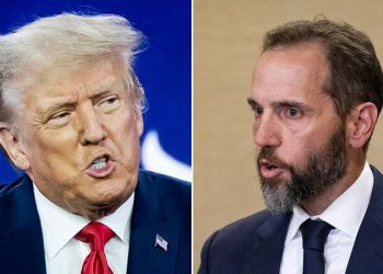 Trump lawyers say request to have SCOTUS hear immunity claims presents ‘momentous, historic questions’