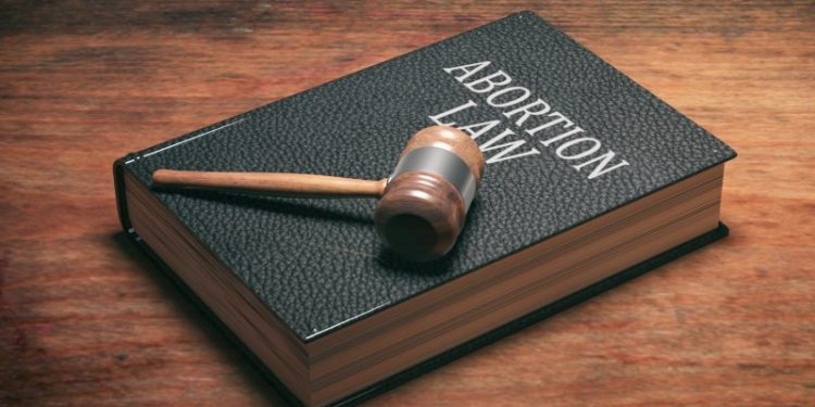 Woman fighting Kentucky’s abortion laws says her embryo isn’t viable