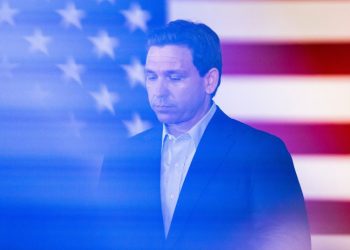 Ron DeSantis ends presidential campaign, endorses Trump
