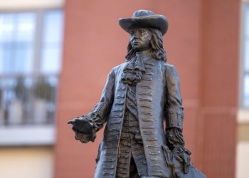 William Penn statue to stay in Welcome Park after National Park Service reversal