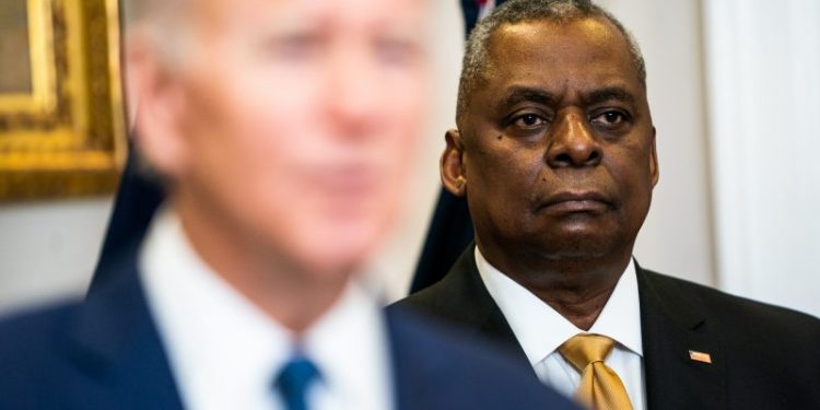 Biden retains confidence in Austin despite hospitalization secrecy