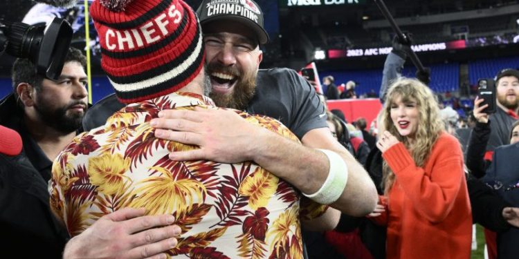 The uncomplicated, dumb engine driving political false claims about Taylor Swift