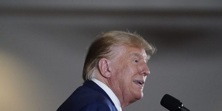 Trump trades Iowa rallies for day in court in preview of campaign to come