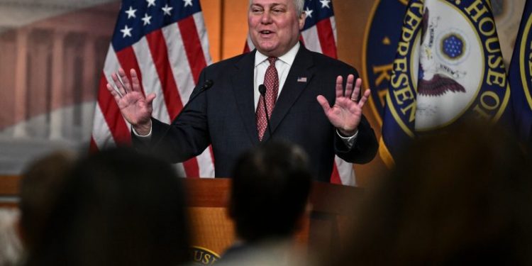 Scalise temporarily leaves Washington for stem cell treatment