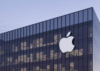 Apple Overtakes Samsung As World’s Largest Smartphone Maker